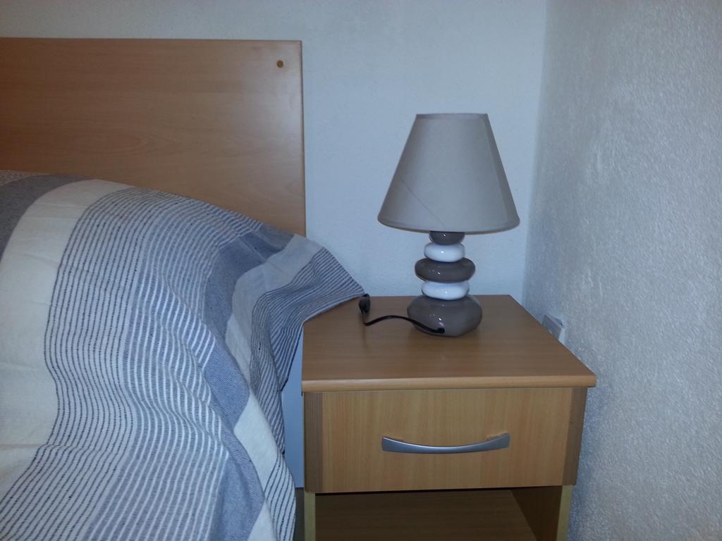 New Studio Apartments Trlaja Шибеник Номер фото