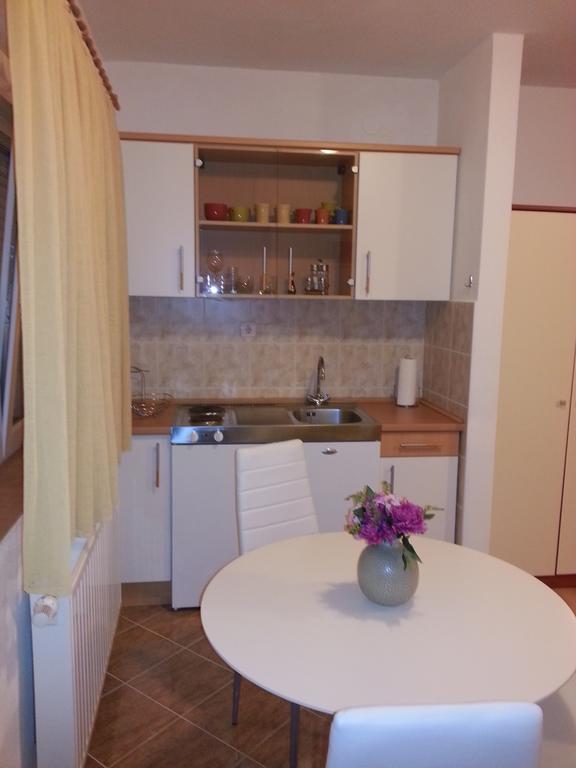 New Studio Apartments Trlaja Шибеник Номер фото